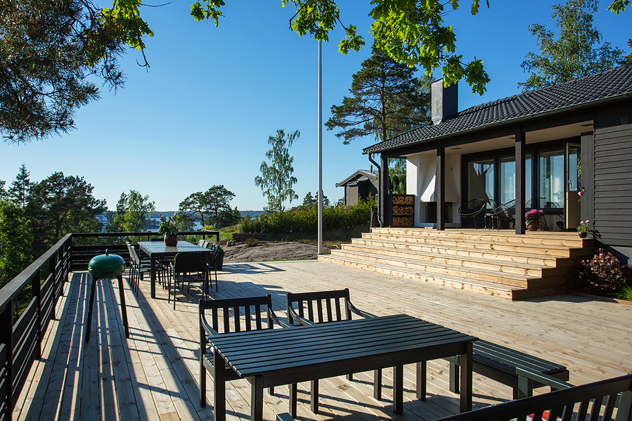 Ombyggnation av ett sommarhus med fantastisk utsikt i Stockholmstrakten, av Rex Arkitektbyrå