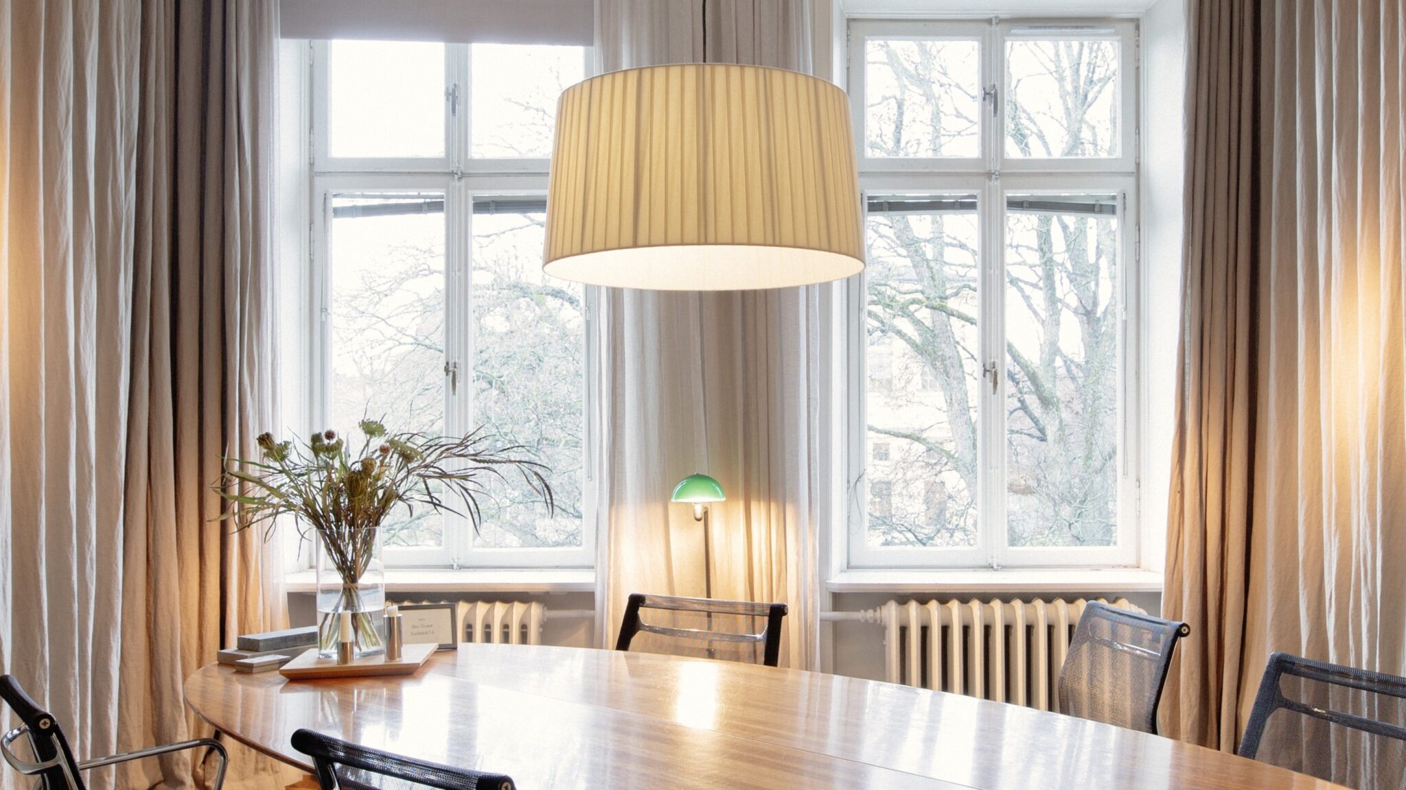 Ledigt kontorsrum vid Humlegården!